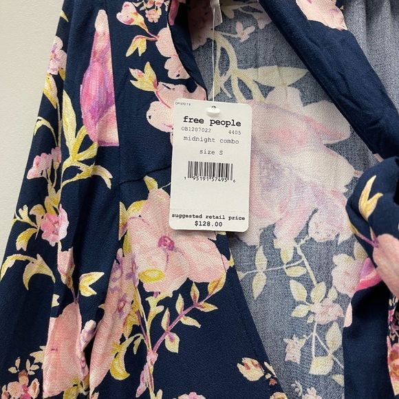 - Free People Tate Floral Print Mock Neck Bell Sleev - Picture 4 of 7